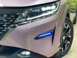 【LEDヘッドライト】悪天候や夜間走行時も良好な視界を確保し安心して運転できる高輝度LEDヘッドライトを装備!点灯速度が早く、消費電力も抑えられています。