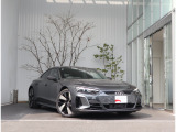 アウディ e-tron GT クワトロ 4WD