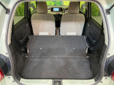 普段のお買い物や通勤、送迎等に十分な荷室スペースを確保しております。セカンドシートを倒すと、大きな荷物の積載も可能です♪