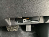 ビルトインタイプのETCです。スッキリしていますね。納車時にはセットアップいたしますので、すぐにお使いいただけます。