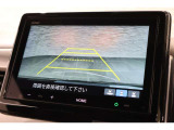 バックカメラが装備されており、後方の安全確認はもちろんのこと狭い場所での駐車や雨の日・夜間など視界の悪いコンディションでのストレスの軽減にもなります!