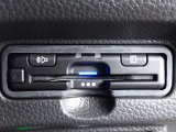 ■【ETC車載器】が装備されています。セットアップをしてお渡しとなり、ETCカードを差し込むだけで高速道路の利用が可能です。