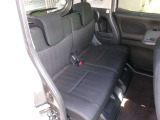 リヤシートもゆったり座れます♪