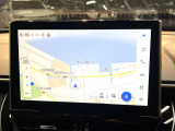 【10.5インチナビ】高級感とインパクトのある大画面ナビを装備。各種オーディオ操作はもちろん、スマホ連携もできる利便性の高いナビです♪