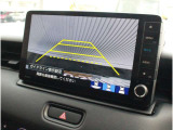 バックカメラが装備されており、後方の安全確認はもちろんのこと狭い場所での駐車や雨の日・夜間など視界の悪いコンディションでのストレスの軽減にもなります!