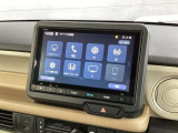ホンダトータルケアプレミアムに加入すると。通信により地図が自動で更新。車内Wi-Fiでスマホやタブレット、ゲーム機なども楽しめます。