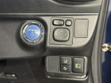 店舗にて現車の確認もいただけますので、お電話で在庫のご確認の上是非ご来店くださいませ。