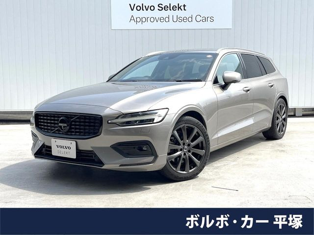 V60 T5 インスクリプション