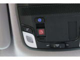 緊急通報ボタンが装備されています。ホンダコネクト対応。ご利用には、Honda Total Care プレミアムのご加入が必要です。