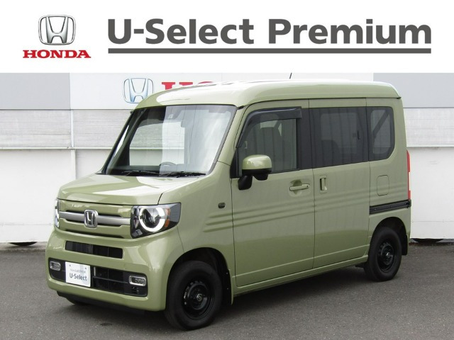 N-VAN +スタイル ファン 4WD 