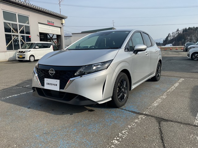 ノート 1.2 X FOUR 4WD 