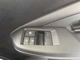パワーウィンドウです!運転席でラクラク操作!元気なお子様やワンちゃんのイタズラも防いでいただけますよ。