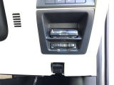 ETCが装着されています。再セットアップ後高速道路の料金所をノンストップで通過できて大変便利です。
