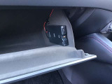ETCが装着されています。再セットアップ後高速道路の料金所をノンストップで通過できて大変便利です。