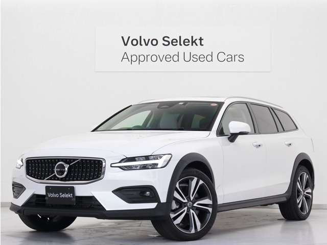 V60クロスカントリー アルティメット B5 AWD 4WD