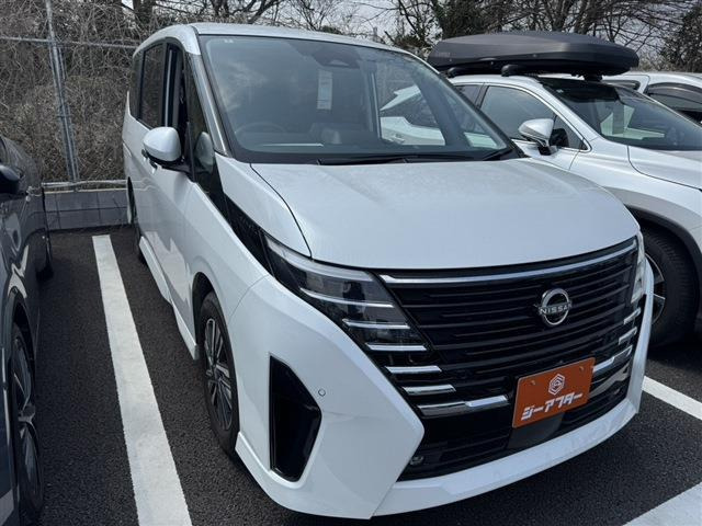 セレナ 2.0 ハイウェイスターV 禁煙車 ナビ バックカメラ