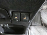 【シートヒーター】運転席と助手席の座面にヒーターが内蔵されていますので寒い時でも快適運転です。