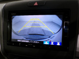 バックカメラもあるので後退時も安心です。