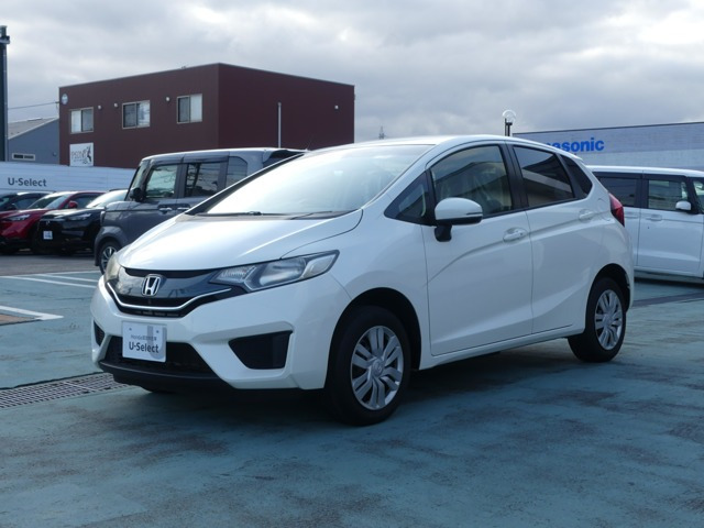 フィット 1.3 13G Fパッケージ 4WD