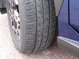 タイヤのコンディションもご確認下さい。