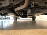 下廻りの状態です(車両後方から)
