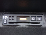 ■【ETC車載器】が装備されています。セットアップをしてお渡しとなり、ETCカードを差し込むだけで高速道路の利用が可能です。