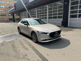 MAZDA3セダン 1.5 15S ブラックトーンエディション 4WD