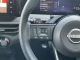 ステアリングスイッチで車両状態の確認、設定やナビ機能の操作もハンドルを握りながら可能になります☆