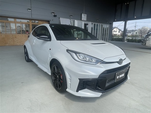 GRヤリス 1.6 RZ ハイ パフォーマンス + エアロ パフォーマンス パッケージ GR-DAT 4WD 