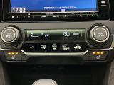 オートエアコン付きです!お好みの温度をセットするだけでエアコンの風量などを自動でコントロール。快適な車内でお過ごしいただけます。寒い時期には嬉しいシートヒーター付きです!