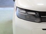 LEDヘッドライトは、点灯の瞬間から光量を発揮し、突然暗くなるトンネルなどでの安定感を高めます。