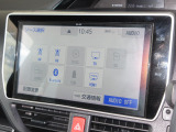 ナビゲーションはトヨタ純正メモリーナビ(NSZN-268T)を装着しております。AM、FM、CD、DVD再生、Bluetooth、フルセグTVがご使用いただけます。初めて訪れた場所でも安心ですね!