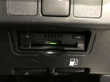【ETC】とっても便利なETCを装備しています。 ETCを利用して、高速道路を楽々ドライブしましょう。 渋滞緩和にも繋がってエコ!?にも繋がります。