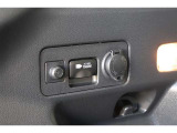 便利な家庭用電源(100Vコンセント)も装備しています。