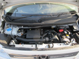 Hondaの技術が詰まったエンジンルーム☆☆☆エンジンルーム室内ともにルームクリーニング済みで清潔です◎快適なドライブをお楽しみください♪♪