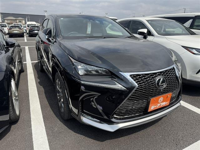 NX 200t Fスポーツ 4WD 禁煙車 純正10.3インチナビ バックカメラ