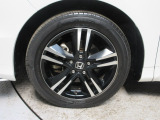 アルミホイール付きで足元もスタイリッシュに!