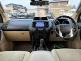 全車試乗可能です。大きな展示場内を実際に運転してみて下さい。実際に乗ってみてこれからのカーライフを想像してください♪