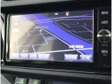 純正ナビを装備。タッチパネル式で使いやすく、お出かけもラクラクです。
