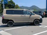 TOYOオープンカントリーRTタイヤを装着しています♪ホワイトレターが堪りません♪