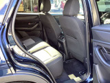 運転席側の後部座席内装も綺麗ですよ、