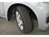 タイヤサイズは155/65R14です