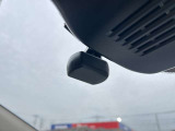 前後にドライブレコーダー装備です!もしもの時やあおり運転の証拠映像は自分の身を守る為にも必要ですね!