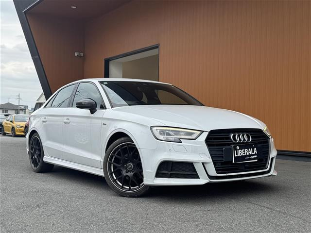 A3セダン Sライン ブラック スタイリング 修復歴無し