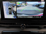 車の真上から見下ろしたような360度視界の良い『アラウンドビューモニター』です♪♪ 苦手な狭い駐車場、暗い所でも確認ができてとっても安心です♪♪