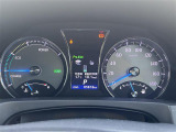 【スピードメーター】メーターがシンプルで見やすく運転しやすいですね。