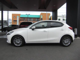 MAZDA2 1.5 15S ホワイト コンフォート