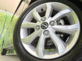 【純正14インチアルミホイール】外観にマッチした純正アルミホイールを装着しております。各種社外アルミホイールや、スタッドレスタイヤも取扱いしております。是非ご相談ください♪
