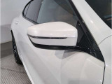 【BMWミラー】視認性の高いスタイリッシュなミラー。自動防眩機能も付いており夜間のドライビングをサポートします。