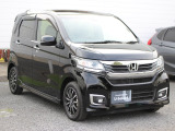 当社の優秀なスタッフがしっかり点検整備をさせていただいてからご納車いたします!さらに!ワイパーゴム、エレメント、エアクリーナーを新品交換させて頂いています!
